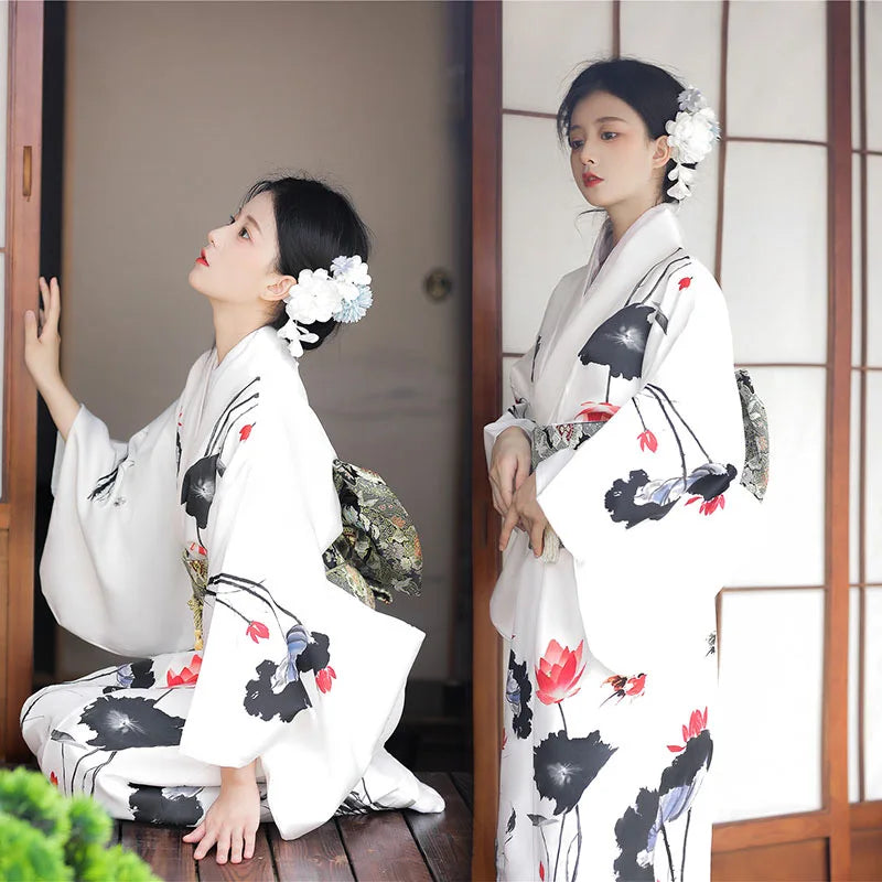 Yukata Traditionnel Femme Blanc
